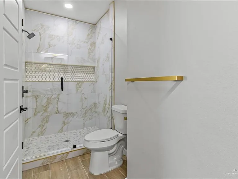 102 San Jose #4 — Photo 3