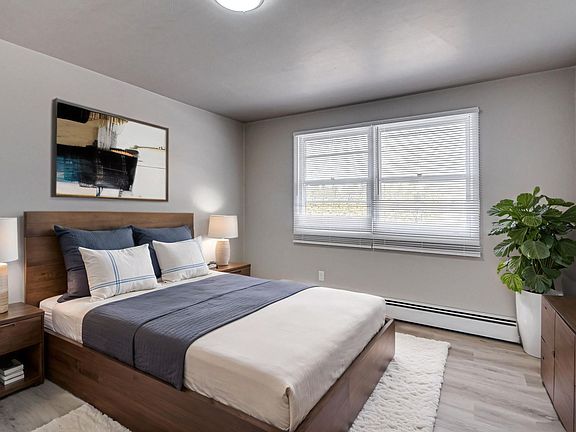 4th image of 2323 Eastman Ave #2255-07