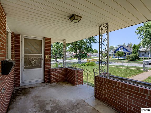3rd image of 3943 U St