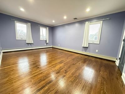 (Undisclosed Address), Albertson, NY, 11507