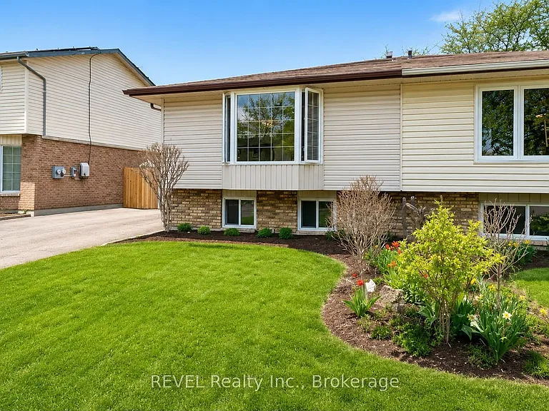 52 Bula Dr #UPPER — Photo 1