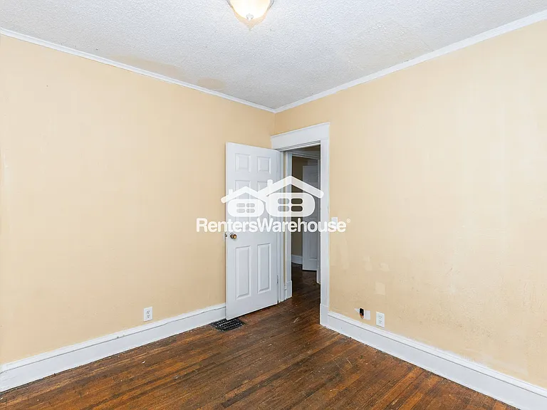 4038 Bellefontaine Ave — Photo 15