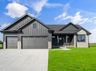 2908 NW Fairfield Ct, Ankeny, IA 50023