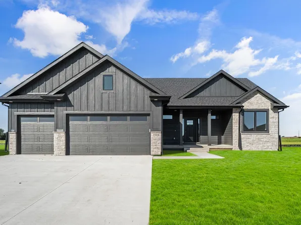 2908 NW Fairfield Ct, Ankeny, IA 50023
