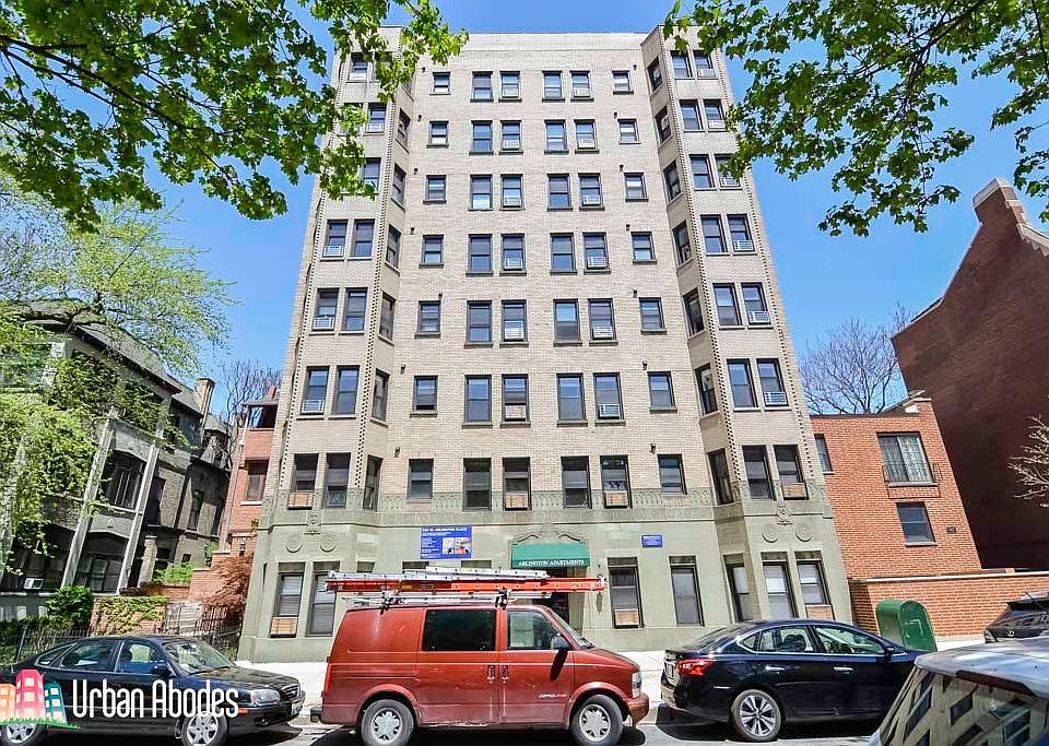 1st image of 550 W Arlington Pl #3170110