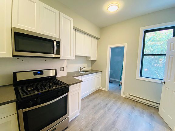 Bonus pantry closet room