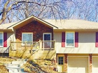7412 NW 79th Ct, Kansas City, MO 64152