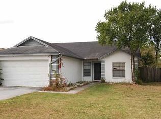 1702 Tarah Trace Dr, Brandon, FL 33510