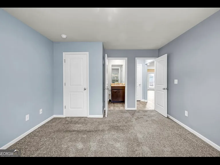 205 Twin Lakes Dr — Photo 6