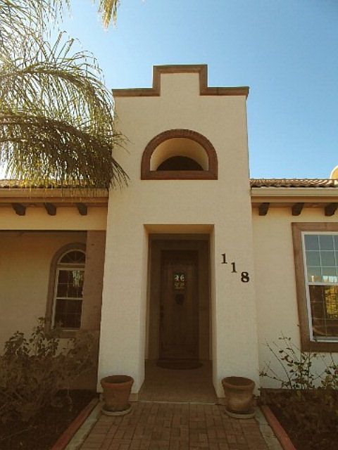 1st image of 118 Oleander Dr