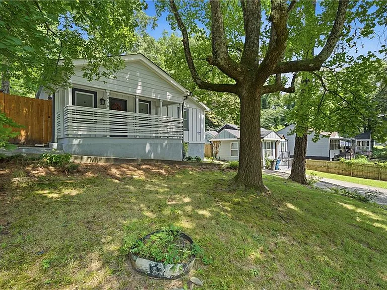 2778 Harlan Dr — Photo 21