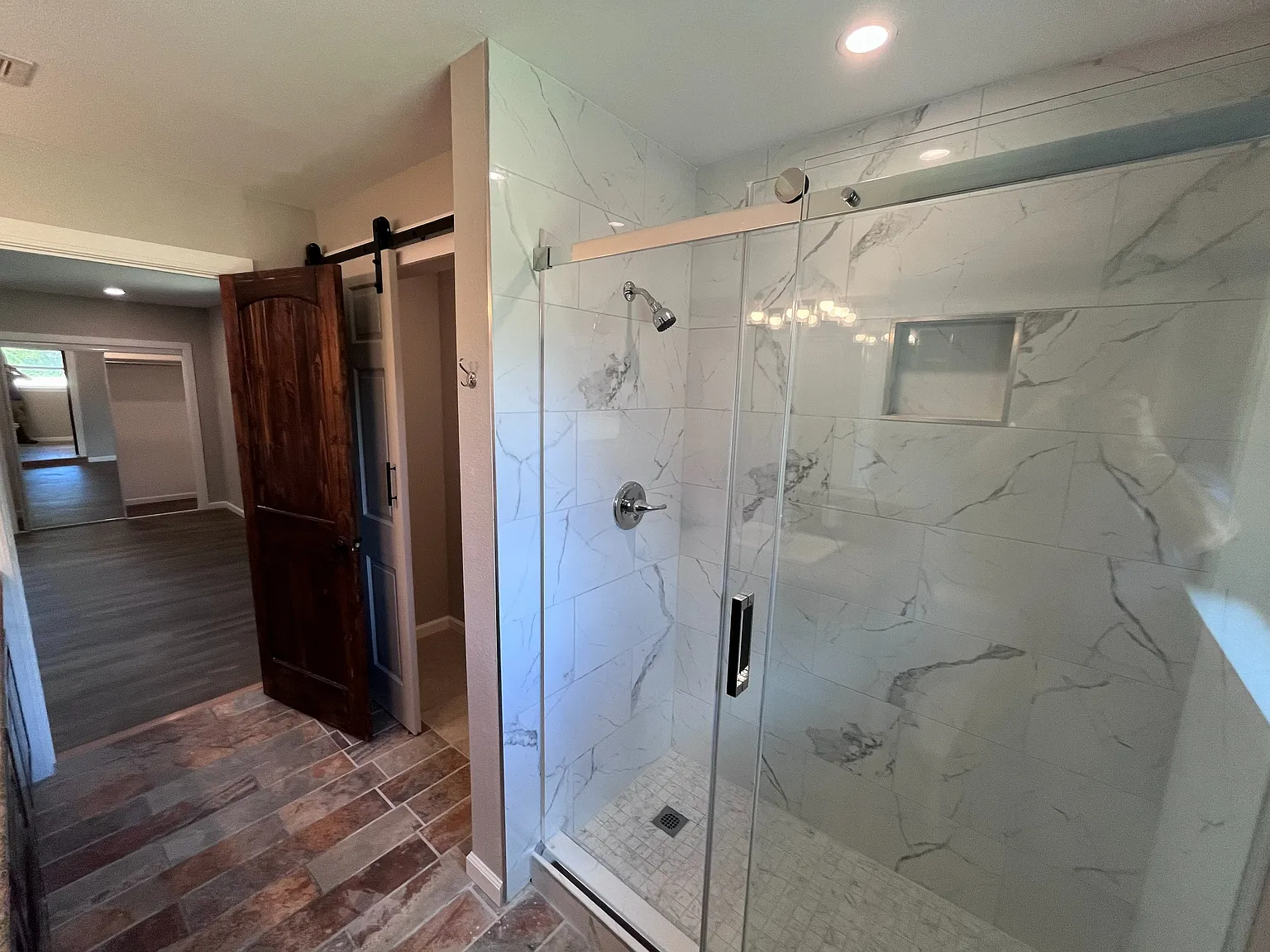 4 bed, 2158 sqft, $2,175 — Photo 1