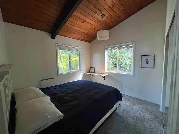 2 bed, 800 sqft, $2,300 — Photo 3