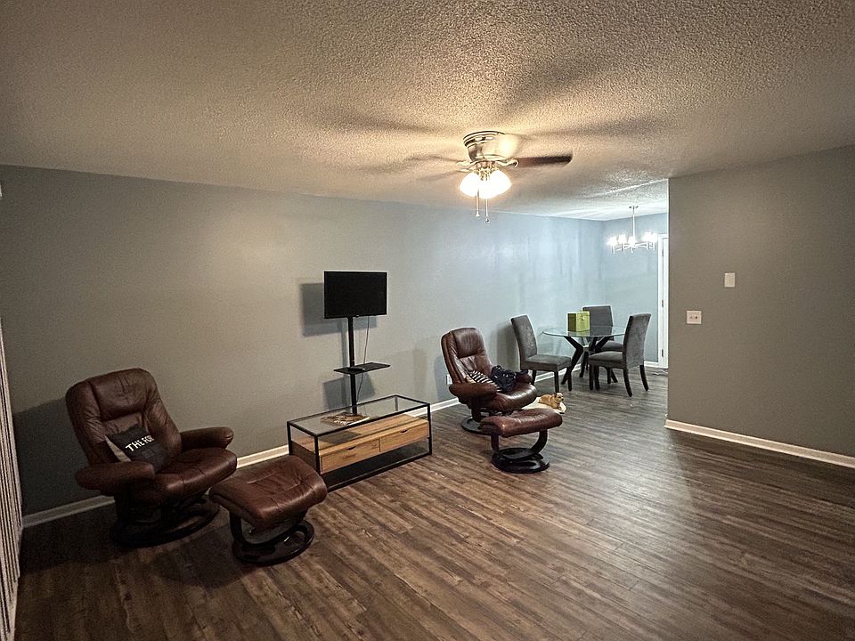 1st image of 746 Waskin Dr #746