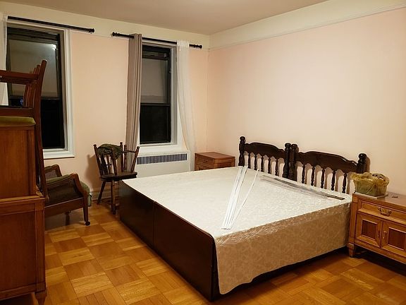 3rd image of 1814 Avenue N