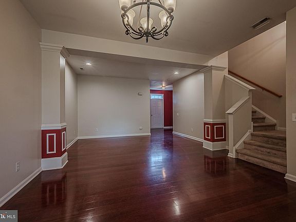 5th image of 53 W Sarazen Dr