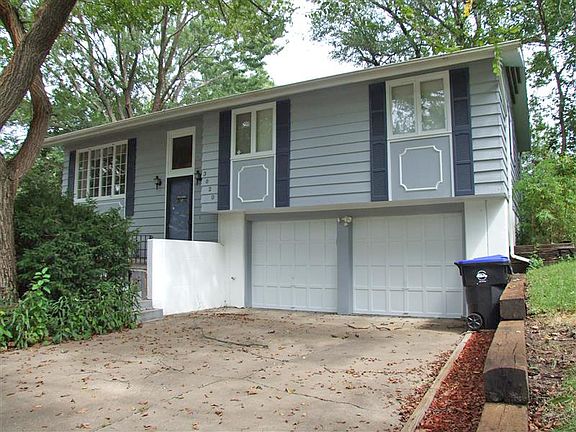 2 Car Attached Garage
