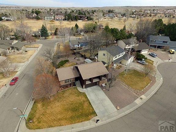 2nd image of 10 Windflower Ct