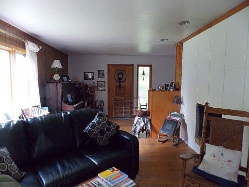4th image of 1313 Linn St
