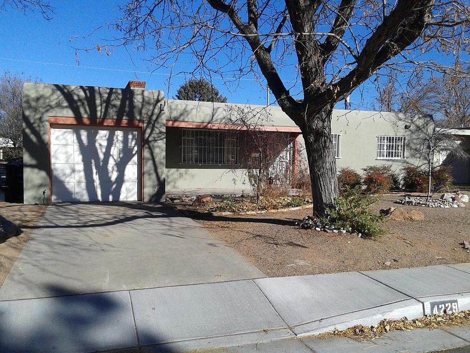 1st image of 4229 Broadmoor Ave NE