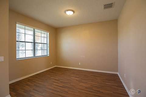 4th image of 4728 Woods Landing Ln