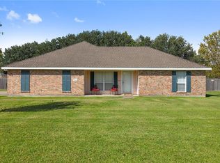 6712 Bonne Meadow Ln, Lake Charles, LA 70605