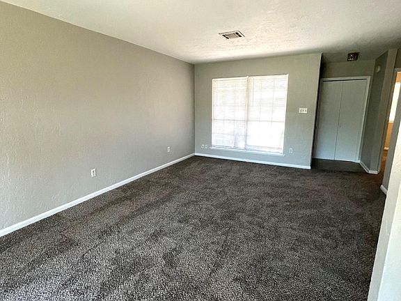 3rd image of 5712 NW Ash Ave
