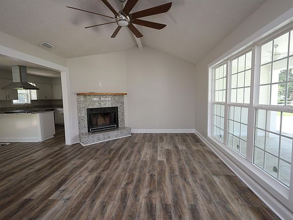 3rd image of 3434 Ashurst Dr