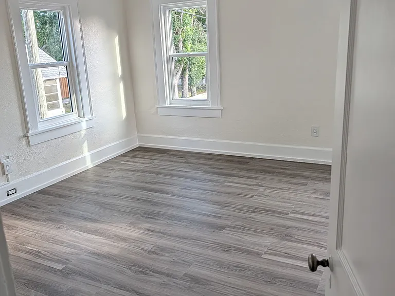 Another view of large bedroom.