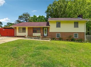 8800 Channing Dr, Jonesboro, GA 30238