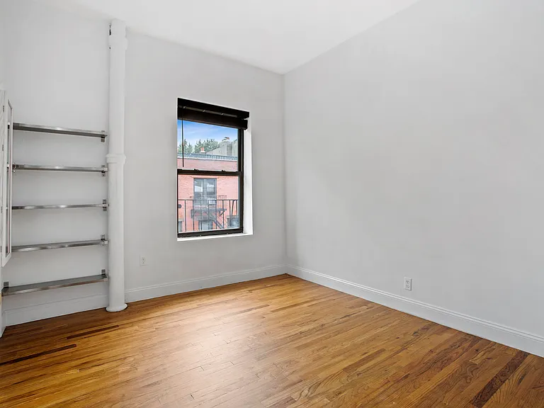 203 Baltic St #D2 — Photo 5