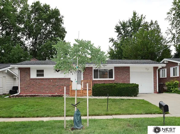 641 W Broadview Dr, Lincoln, NE 68505