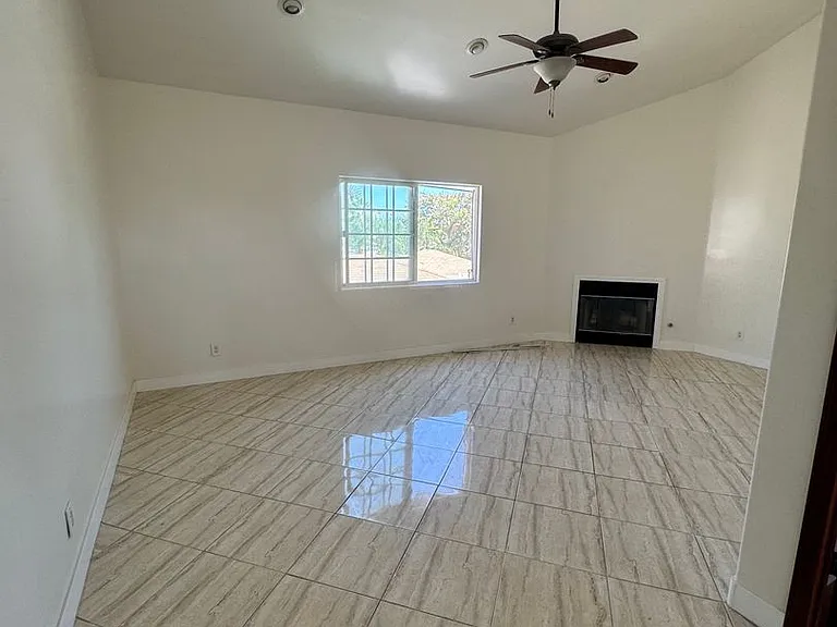 11936 E Olive St — Photo 25