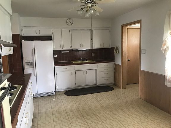 5th image of 10659 S Lavergne Ave