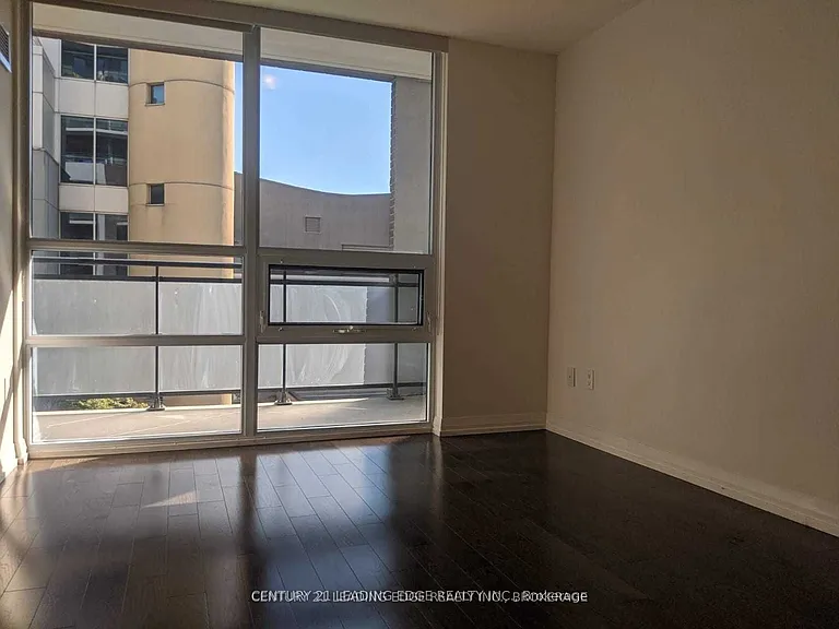 460 Adelaide St E #633 — Photo 9