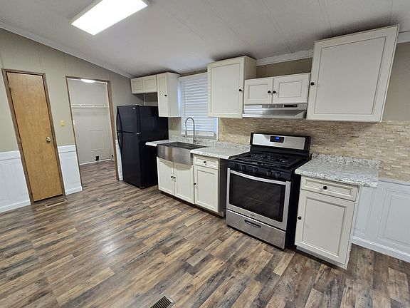 5th image of 417 Mount Vernon Dr