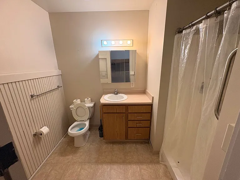 400 E South A St — Photo 11