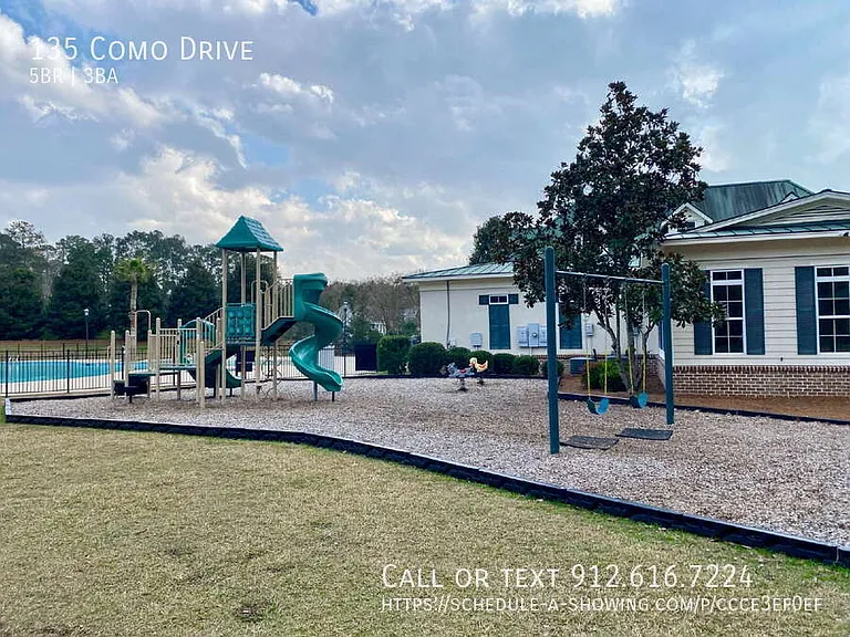 135 Como Dr — Photo 54