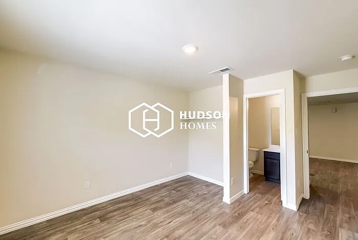 3909 King St #A — Photo 7