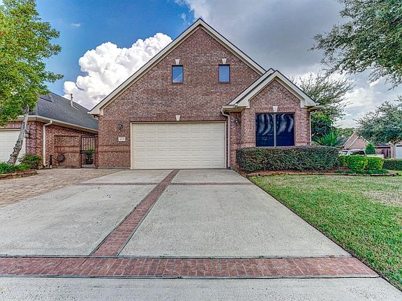 3rd image of 4839 Julia Ct