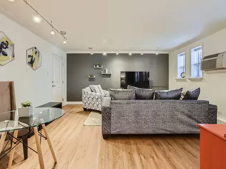 2020 E 14th Ave #2 — Photo 9