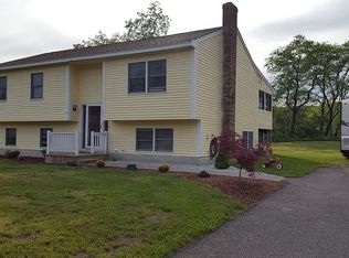 586 Wheelwright Rd, Barre, MA 01005