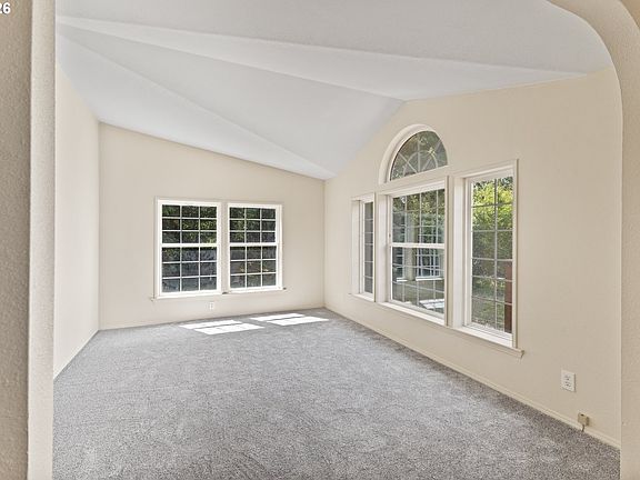 5th image of 56670 Pleasant Hill Dr