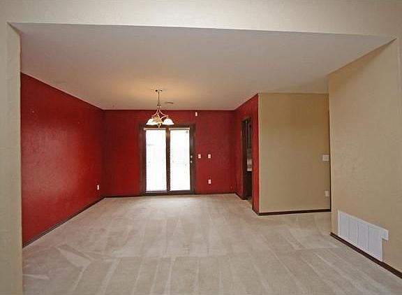4th image of 18505 Laurel Oak Dr