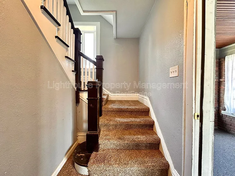 81 Delaware Ave #2 — Photo 15