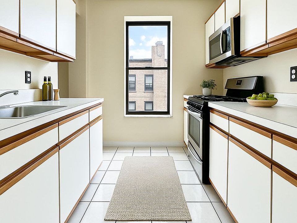 1st image of 1117 Washington Ave #5E