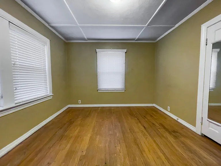1408 N Mann Ave — Photo 14