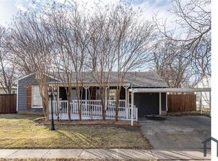 505 Clarice St, Grand Prairie, TX 75051