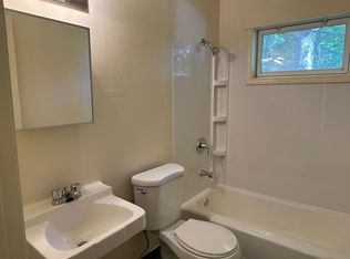 2110 Lake Point Dr APT 3, Madison, WI 53713