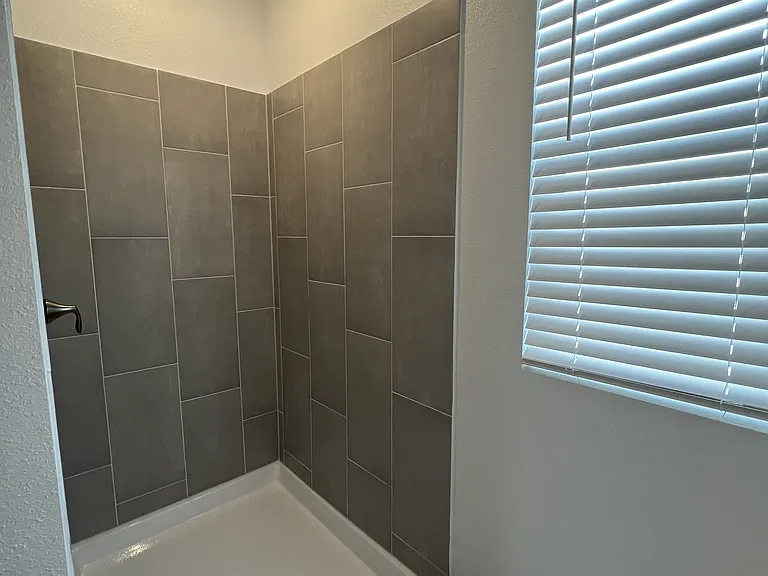 5653 Fiona Ln — Photo 36